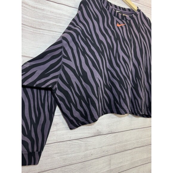 Nike Women's Sports Icon Clash Animal Print Crewneck Sweatshirt LARGE PURPLE-BLK - Picture 7 of 12